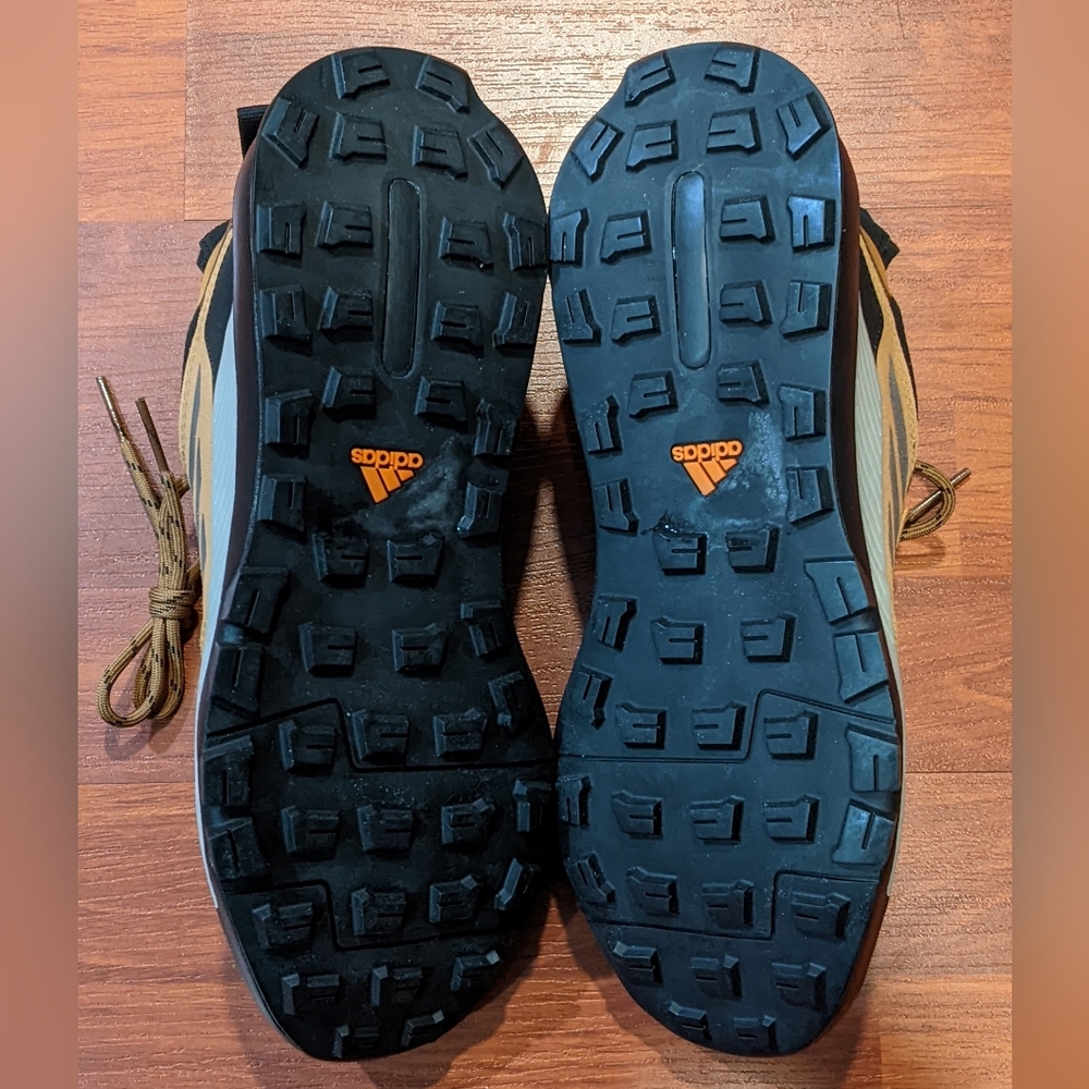 Adidas Terrex Low 'Mesa' (size us mens 8.5/wmns 9.5) - Picture 6 of 6